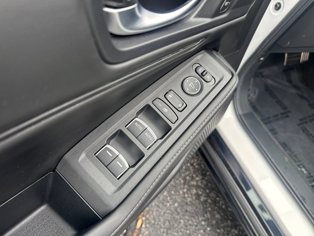 Used 2023 Honda Accord Sport image 14