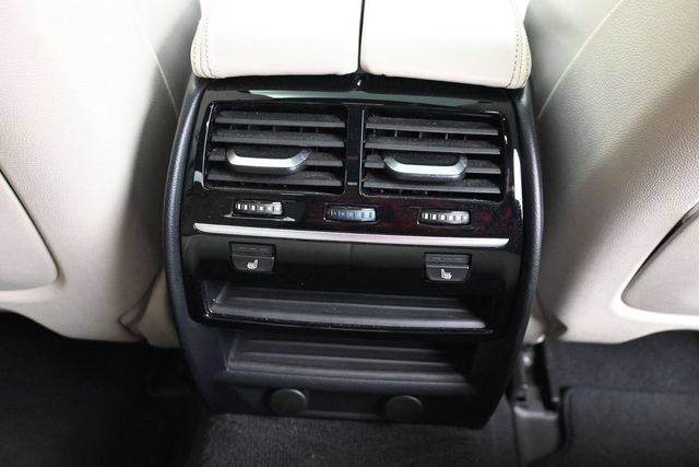 Used 2018 BMW M550i xDrive AWD/4WD image 16