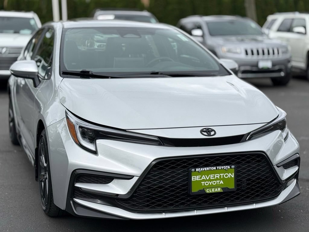 Certified 2025 Toyota Corolla XSE FWD image 7