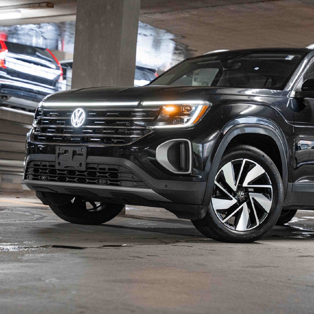 Certified 2024 Volkswagen Atlas SEL AWD/4WD image 2