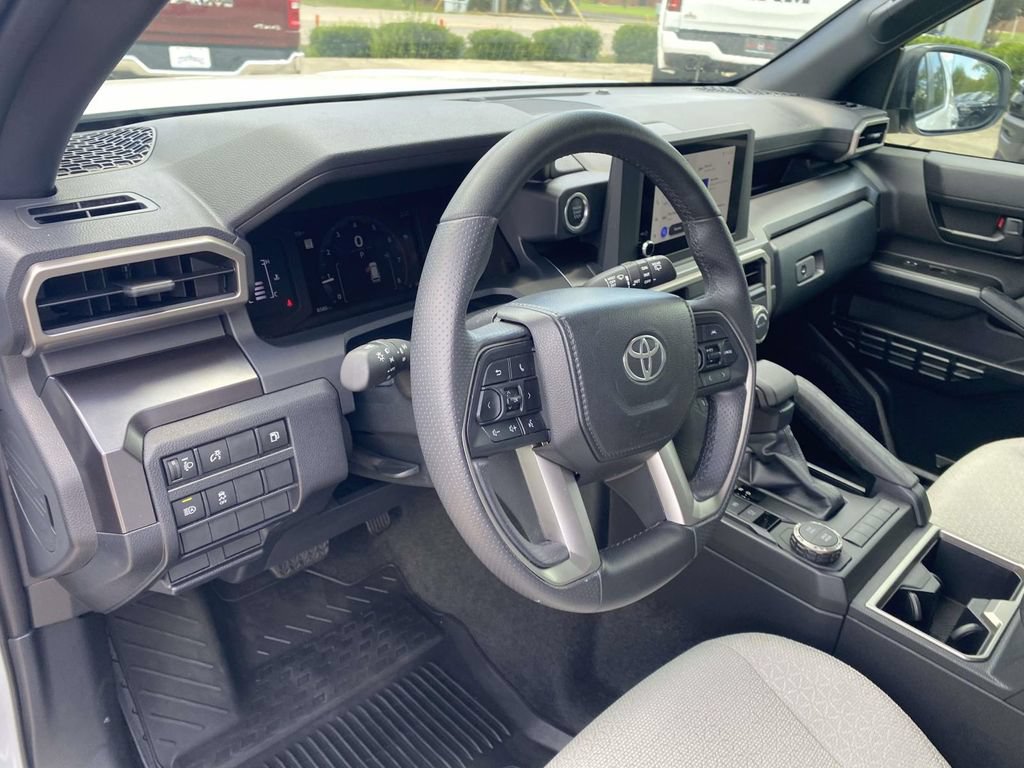 Used 2025 Toyota 4Runner SR5 RWD image 51