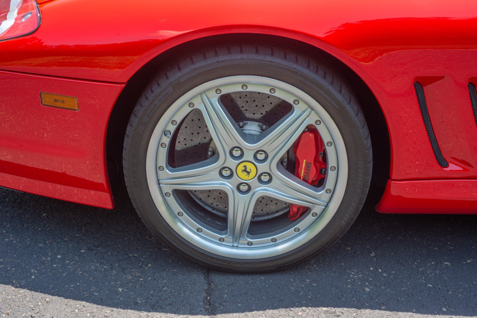 Used 2005 Ferrari 575M Maranello Superamerica RWD image 77