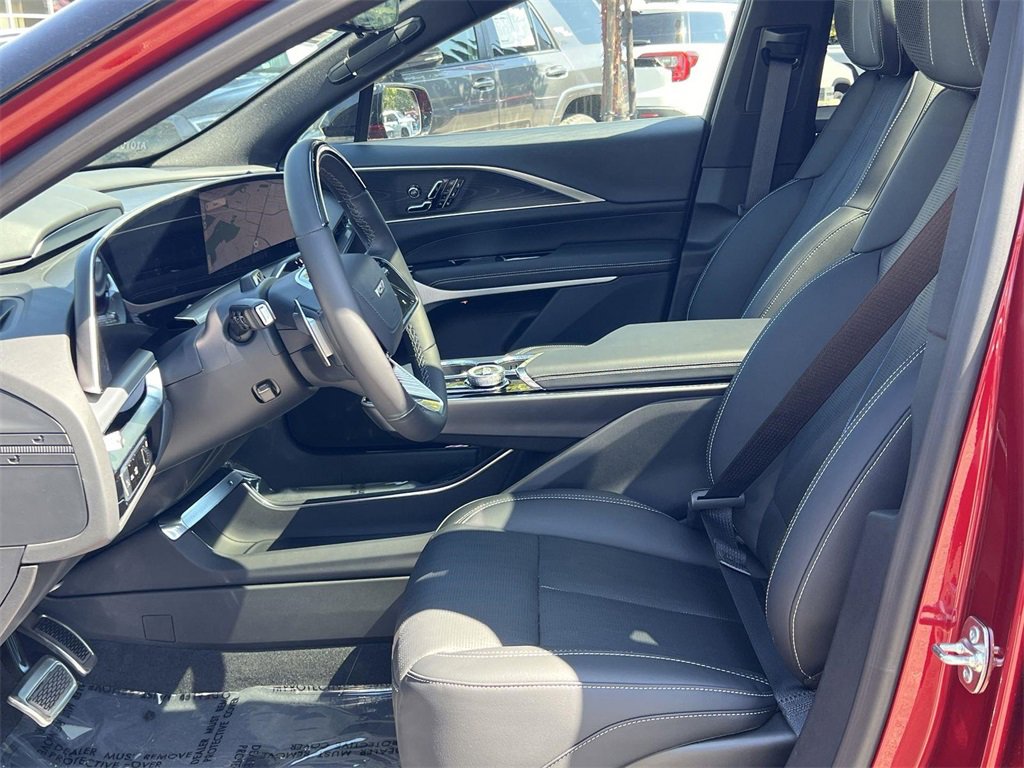 New 2026 Cadillac Lyriq V w/ Exterior Carbon Fiber Package image 25