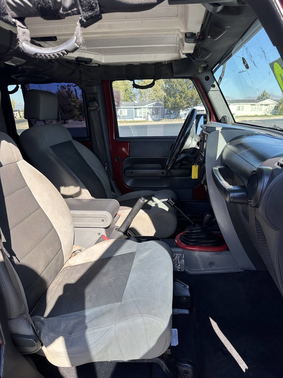 Used 2010 Jeep Wrangler Unlimited Rubicon w/ Dual Top Group image 15