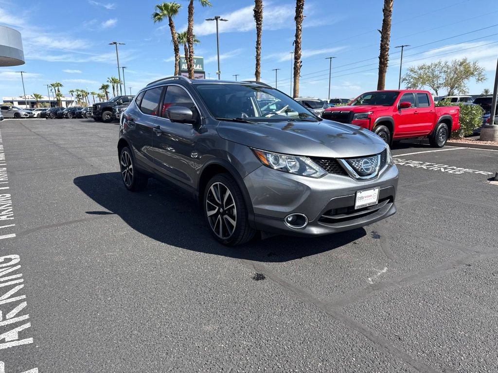 Used 2018 Nissan Rogue Sport SL FWD image 5