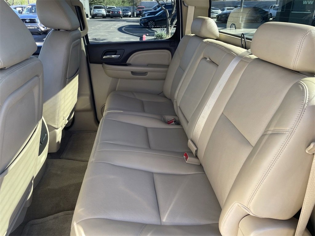 Used 2012 GMC Sierra 3500 Denali image 15