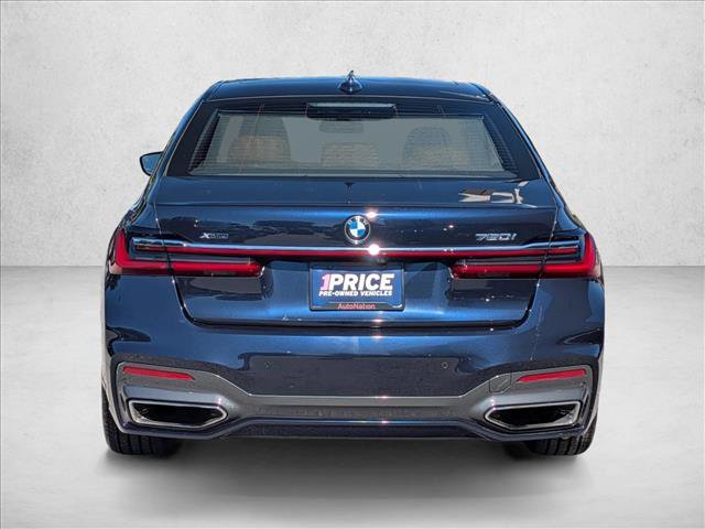 Used 2021 BMW 750i xDrive w/ Executive Package AWD/4WD image 7