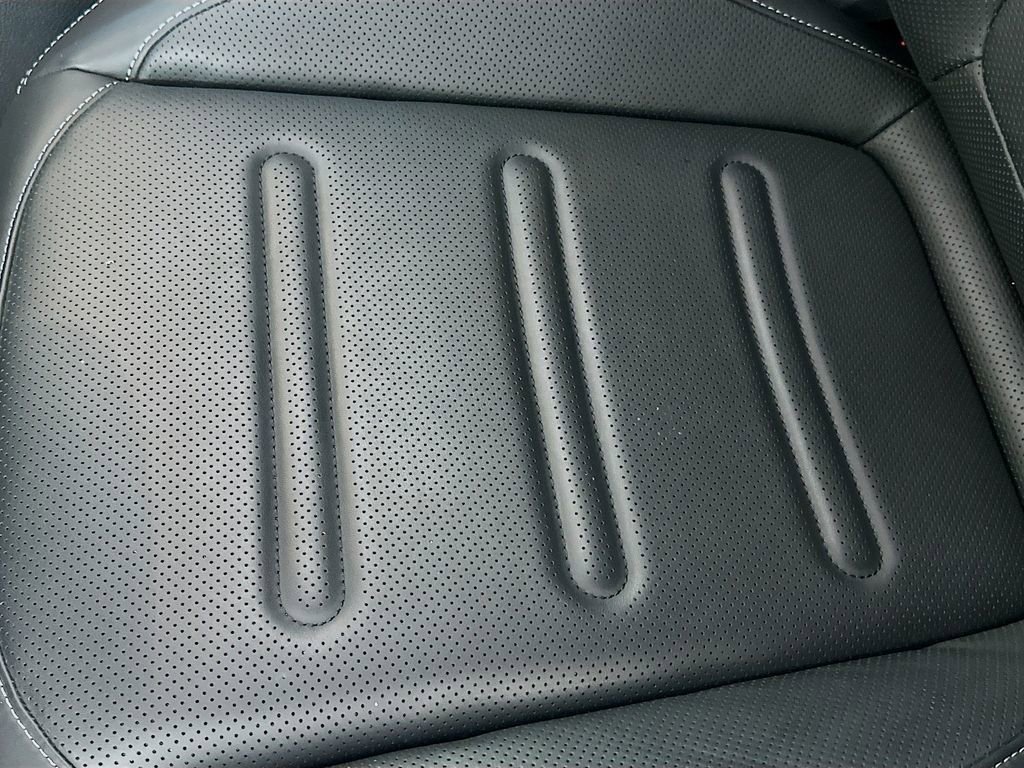 Used 2025 Mercedes-Benz G 550 image 22