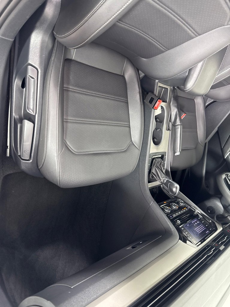 Used 2021 Volkswagen Passat 2.0T SE image 26