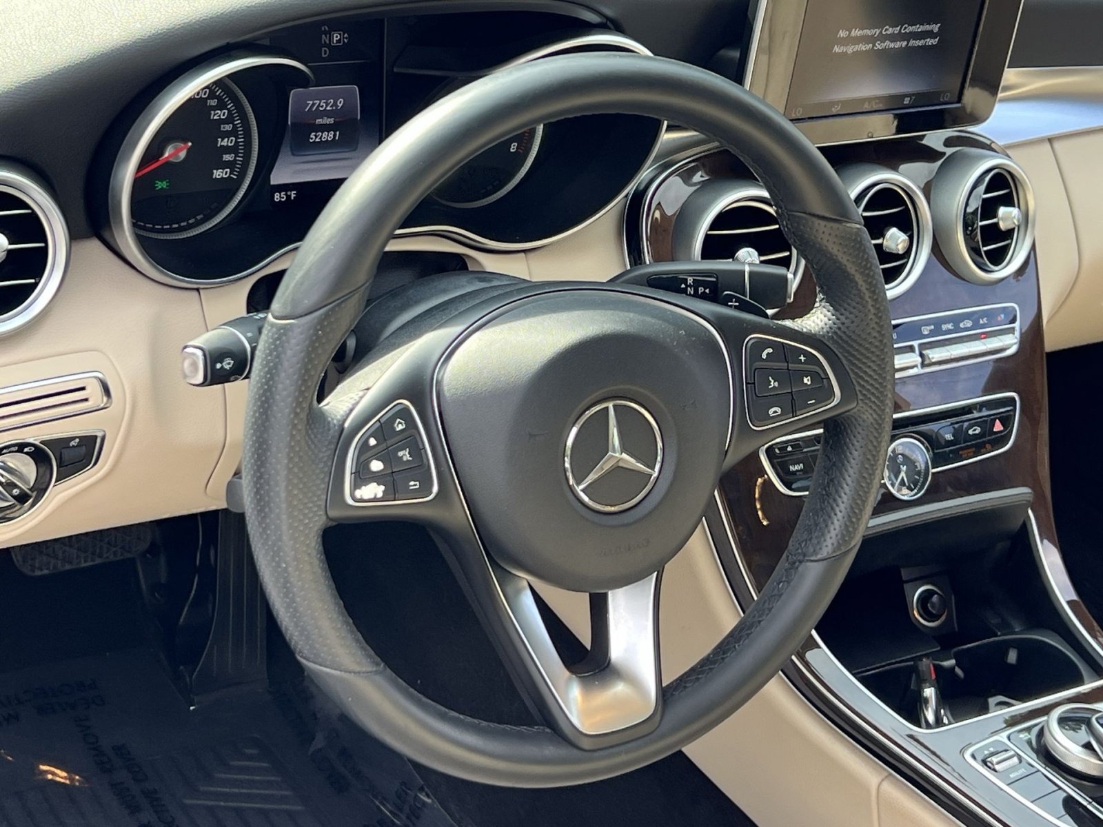 Used 2015 Mercedes-Benz C 300 4MATIC Sedan image 21