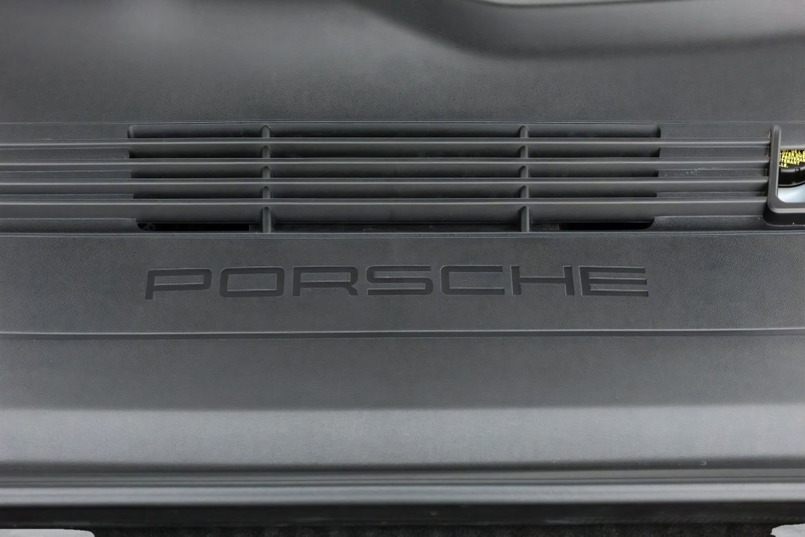 Used 2025 Porsche 718 Cayman RWD image 32