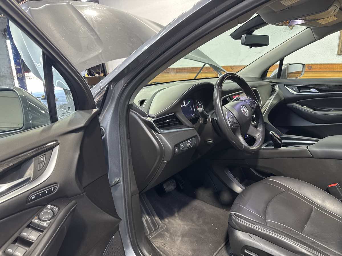 Used 2020 Buick Enclave Avenir FWD image 13
