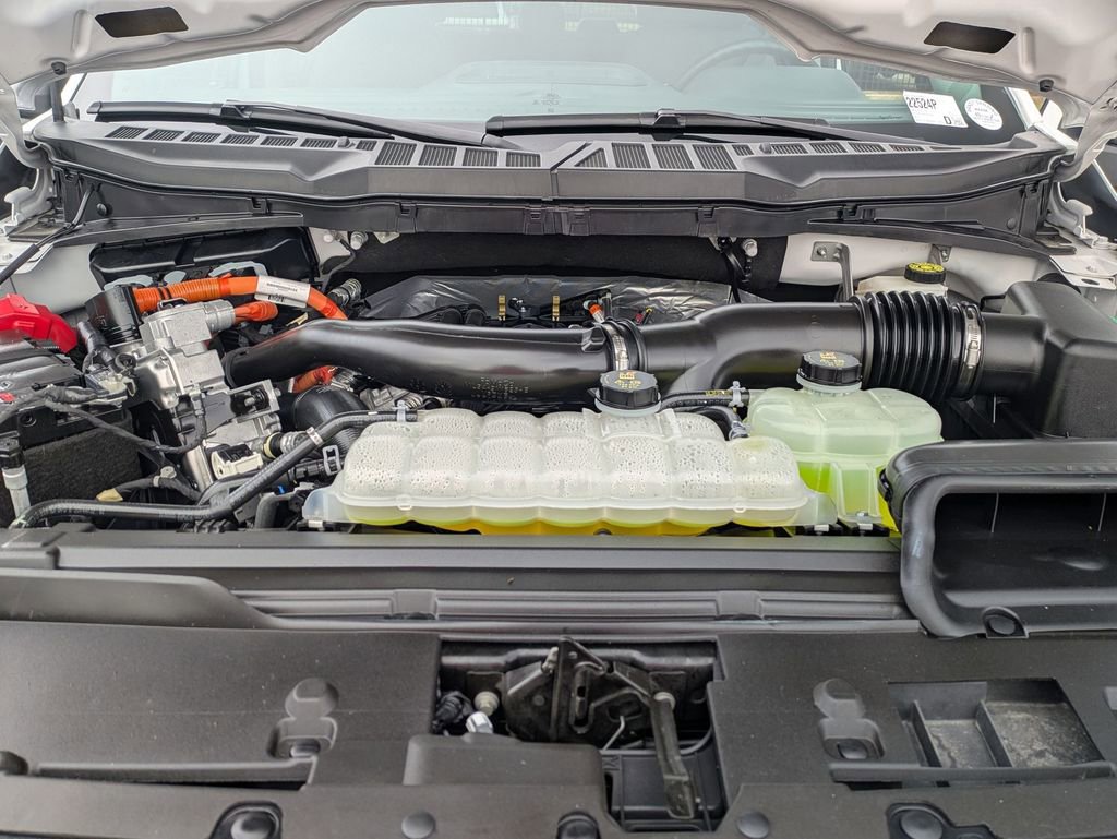 Used 2024 Ford F150 XLT w/ Mobile Office Package image 11