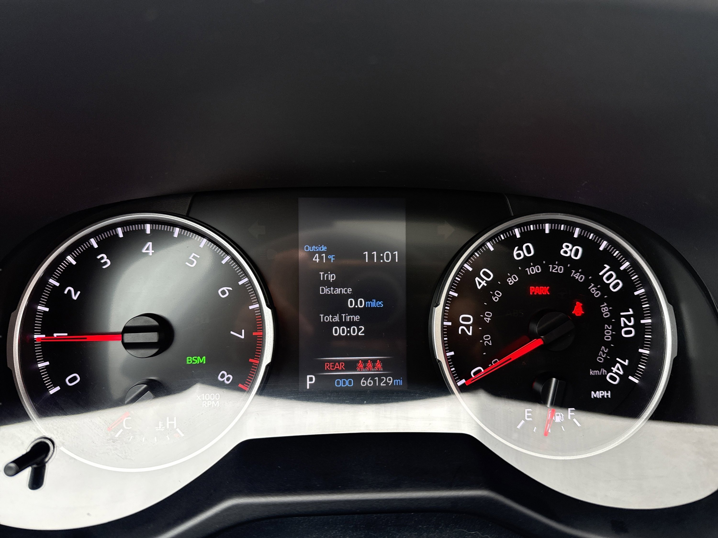 Used 2020 Toyota RAV4 XLE w/ Convenience Package image 24