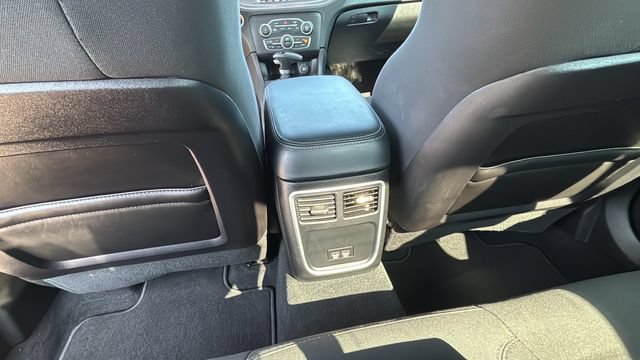 Used 2023 Dodge Charger Scat Pack RWD image 21