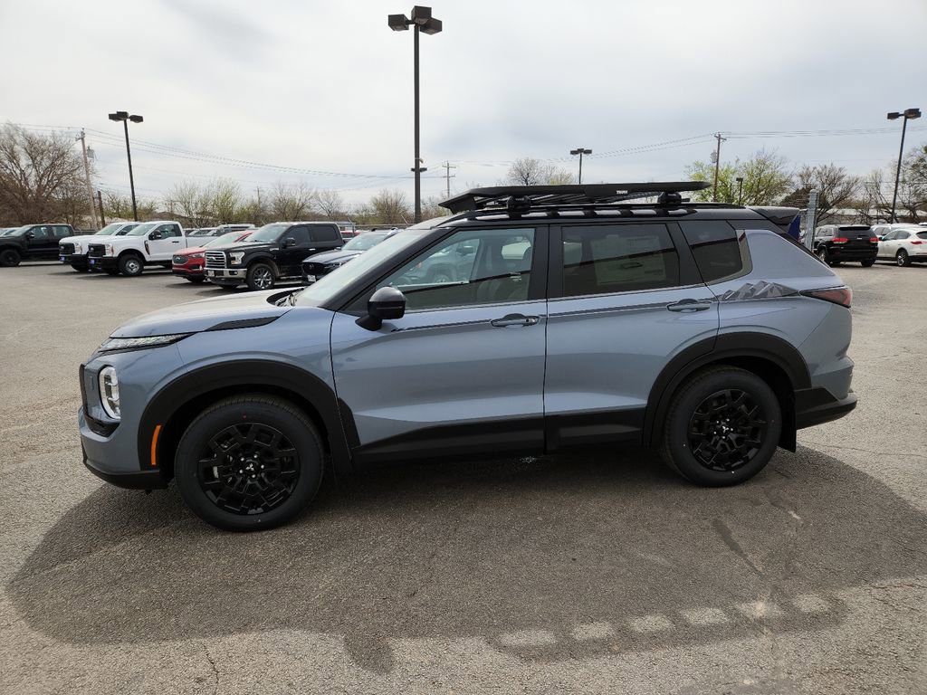 New 2026 Mitsubishi Outlander Trail Edition image 7