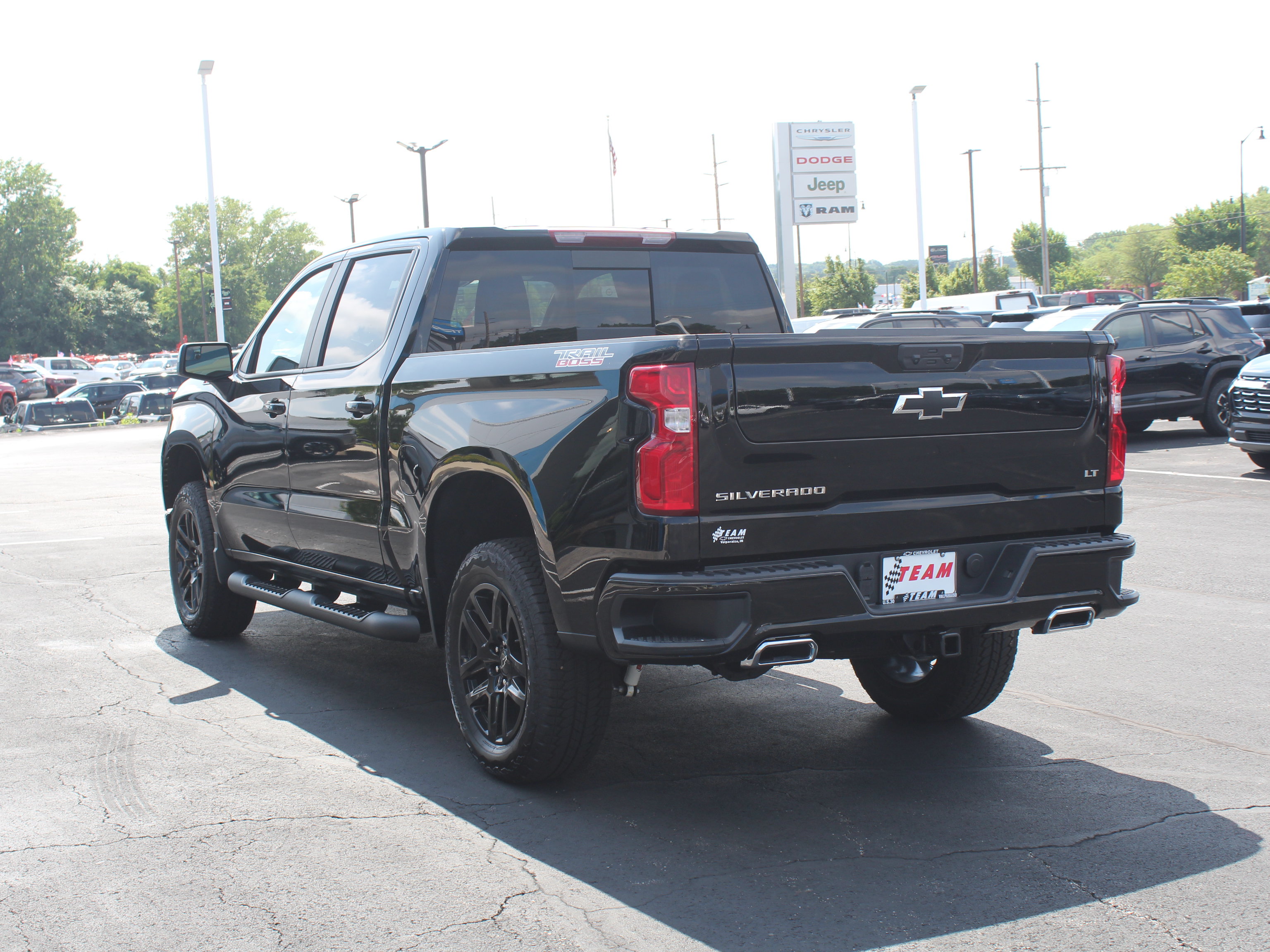 New 2026 Chevrolet Silverado 1500 LT Trail Boss w/ Convenience Package II AWD/4WD image 5