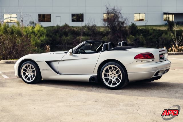 Used 2003 Dodge Viper SRT-10 image 54