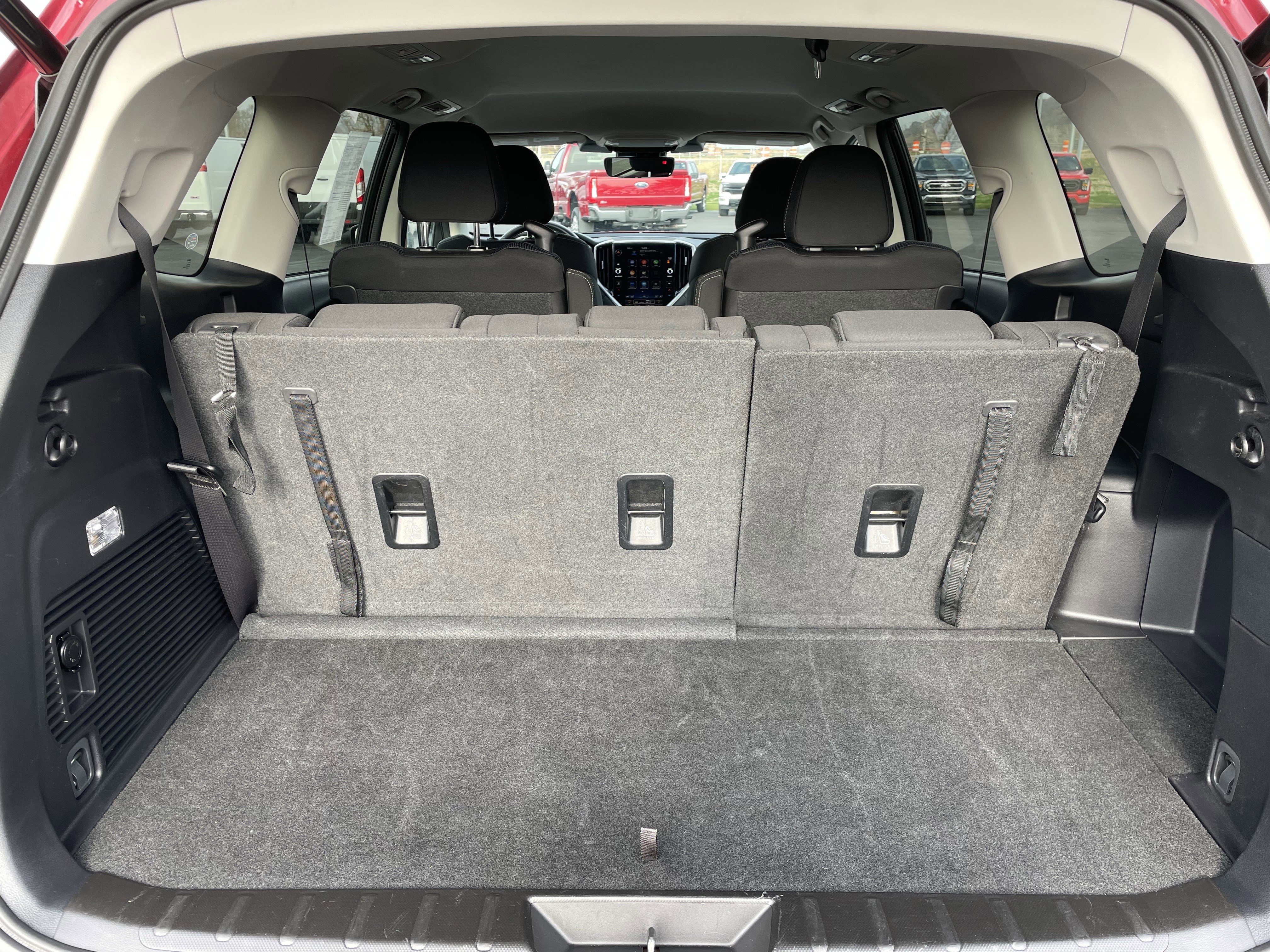 Used 2024 Subaru Ascent Premium w/ Convenience Package image 6