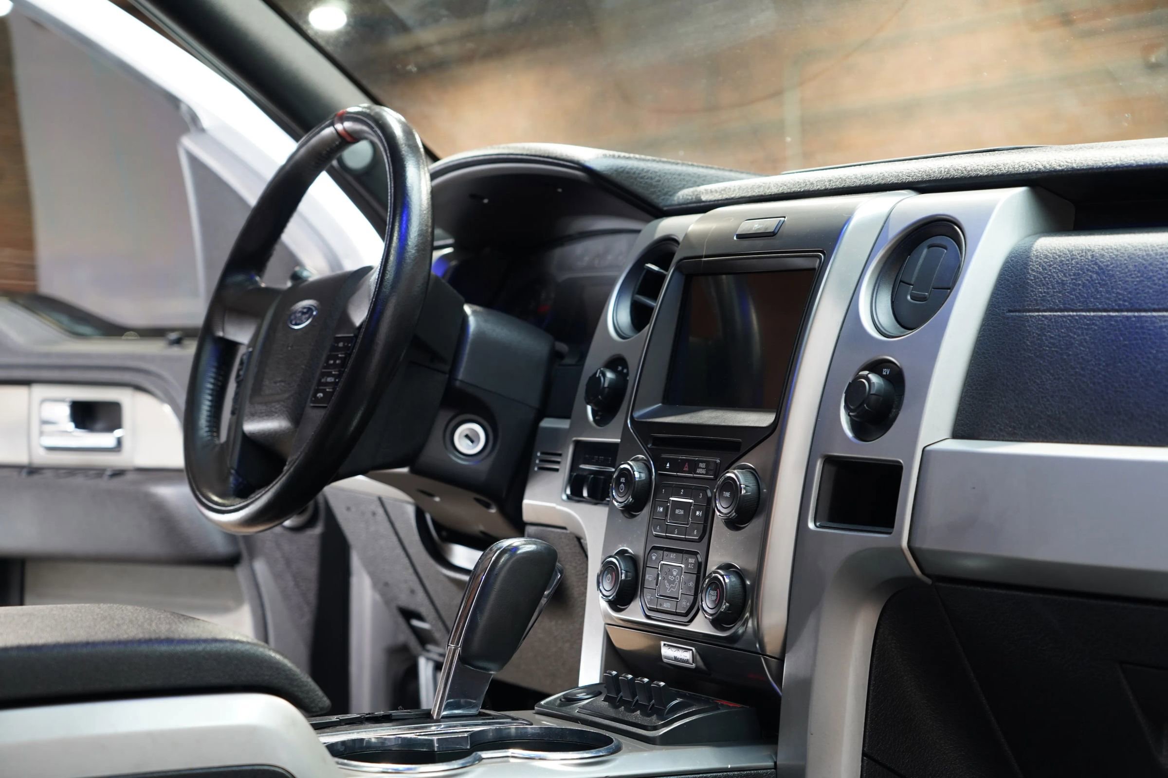 Used 2014 Ford F150 Raptor w/ Equipment Group 801A Luxury image 56