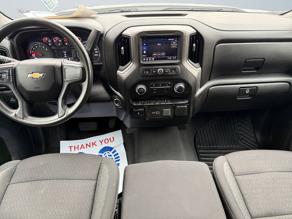 Used 2023 Chevrolet Silverado 1500 Custom image 10