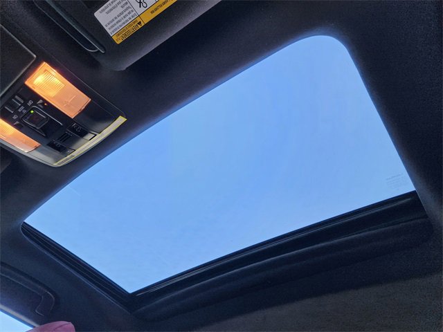 Used 2023 Lexus GX 460 Premium image 19