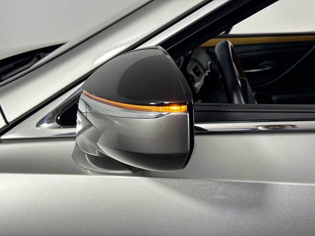 Used 2020 Lexus ES 350 Luxury w/ Accessory Package image 20