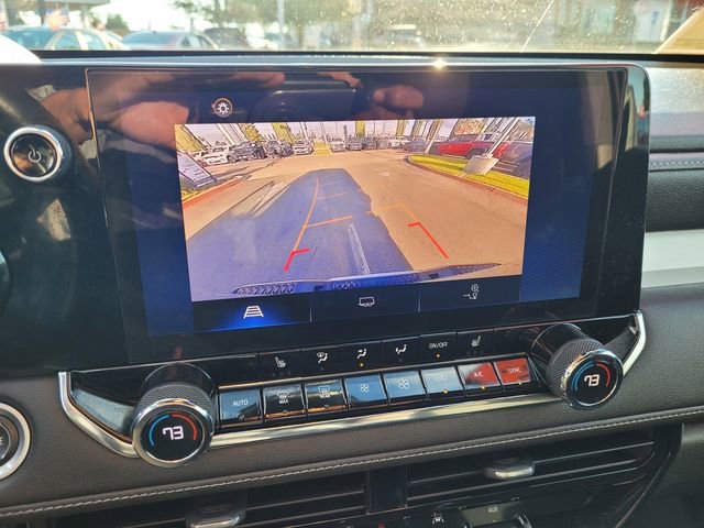 Used 2023 Chevrolet Colorado LT w/ LT Convenience Package II image 18