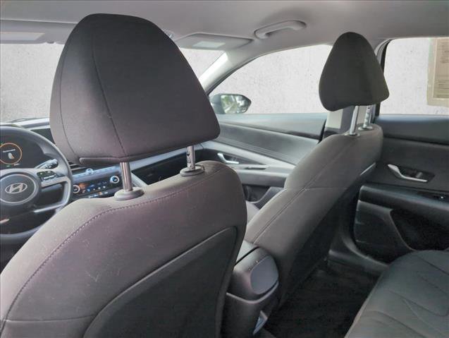 Certified 2024 Hyundai Elantra Blue image 17