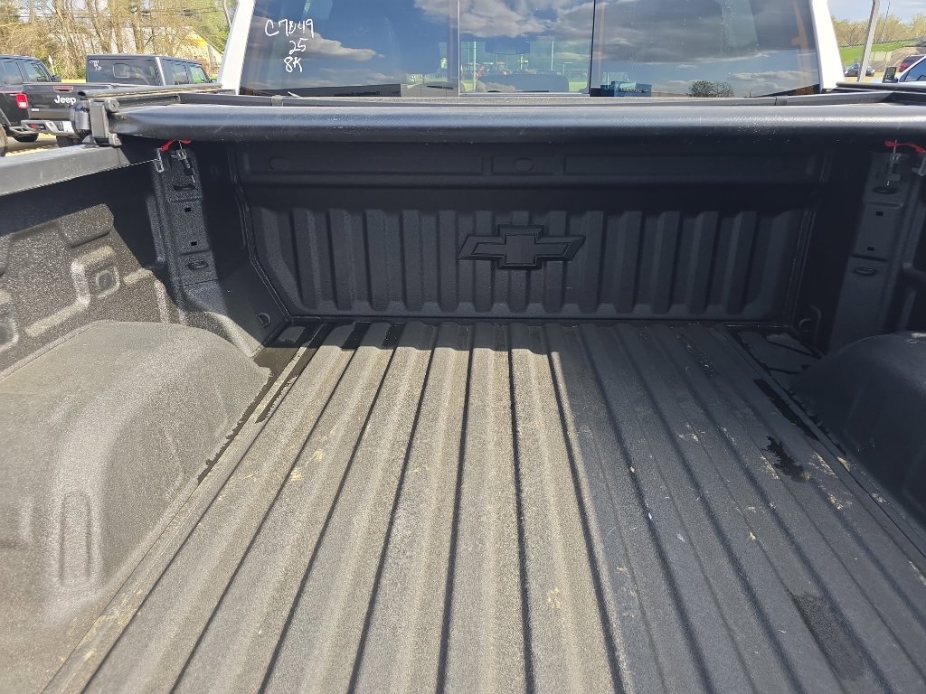 Used 2025 Chevrolet Silverado 1500 LT image 14
