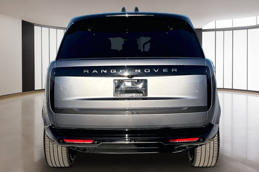 New 2026 Land Rover Range Rover Long Wheelbase SE AWD/4WD image 4