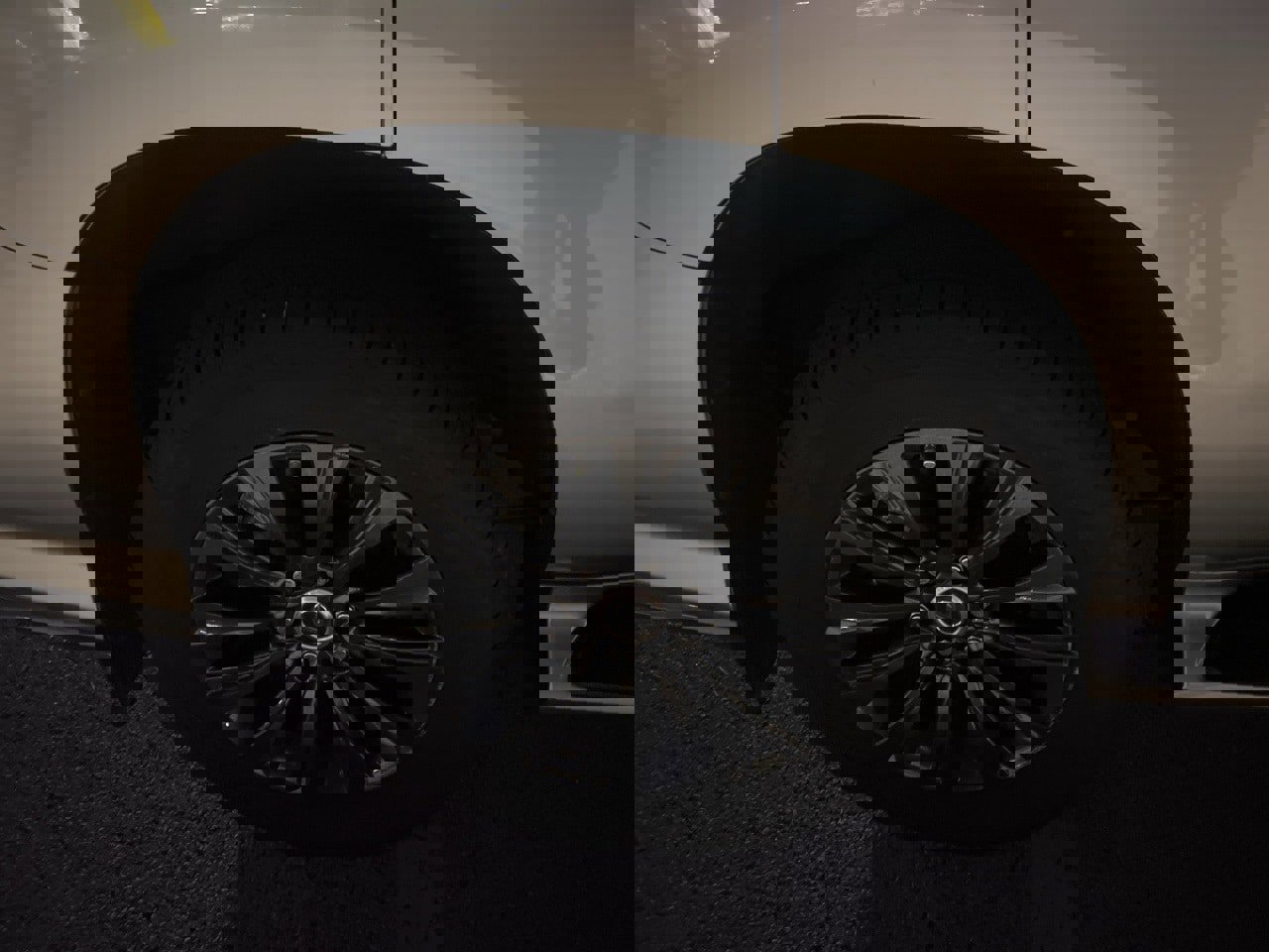 Used 2022 Lexus GX 460 Luxury w/ Sport Design Package image 17