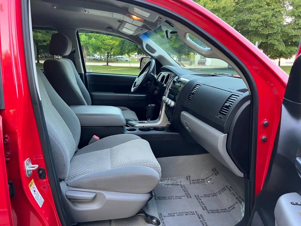 Used 2007 Toyota Tundra SR5 w/ TRD Off-Road Pkg image 27