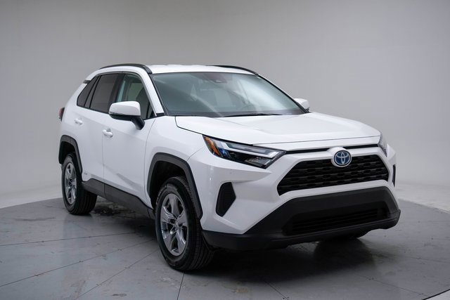 Certified 2024 Toyota RAV4 XLE image 7