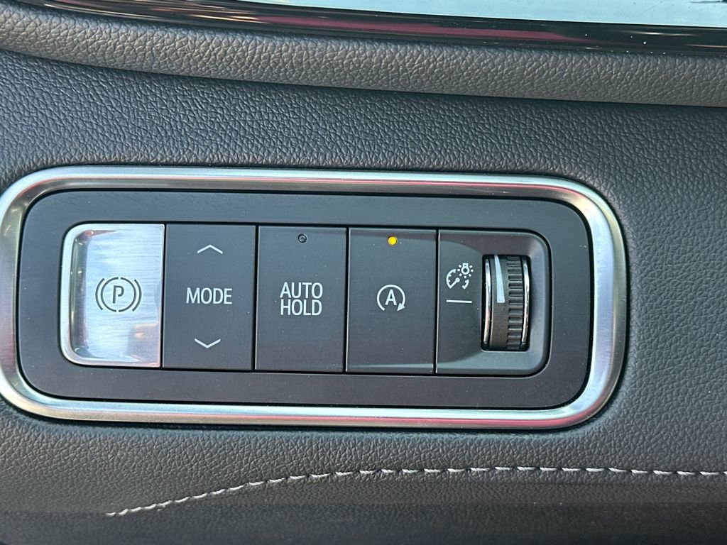 Certified 2025 Buick Enclave Preferred image 25