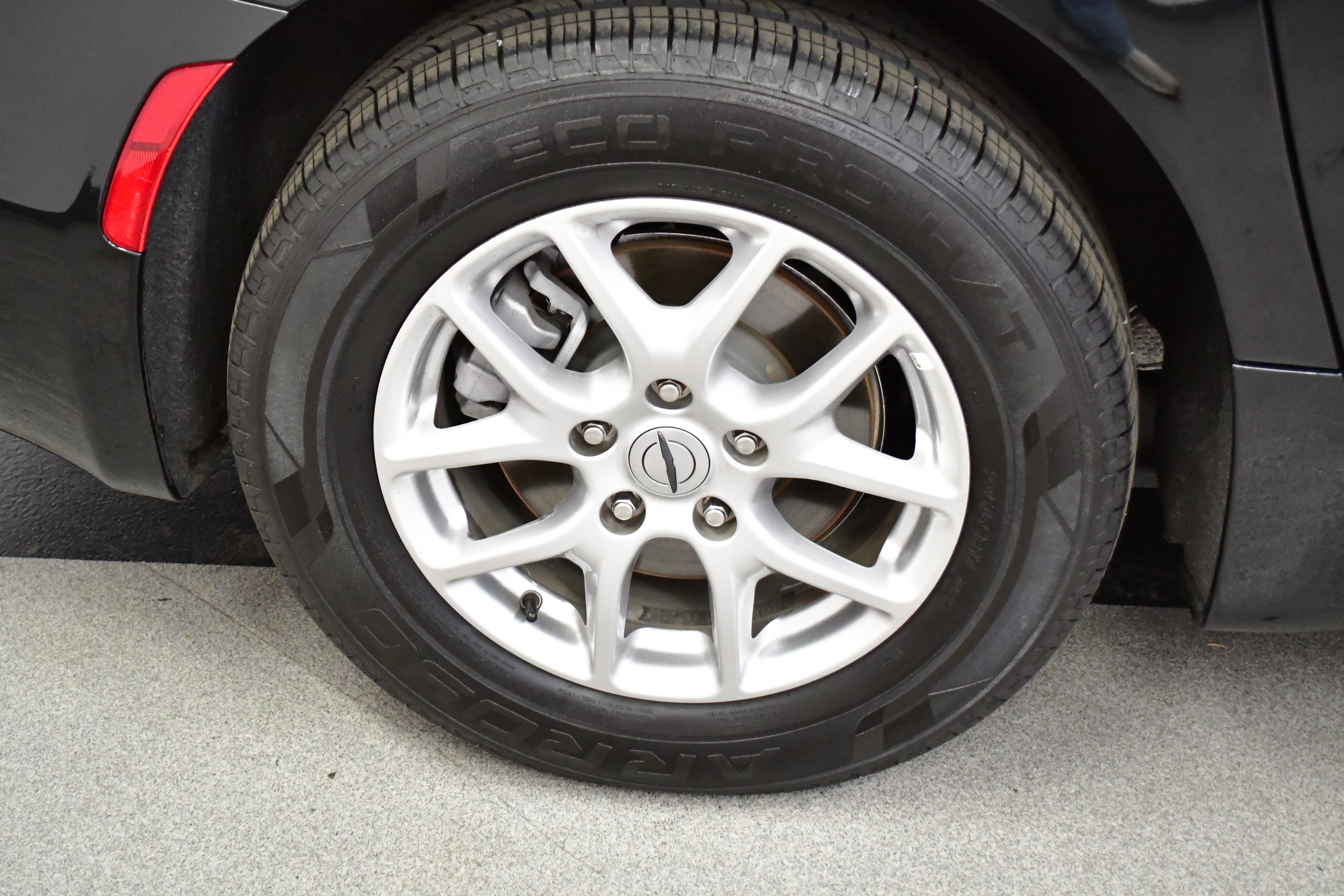 Used 2025 Chrysler Pacifica Select FWD image 37