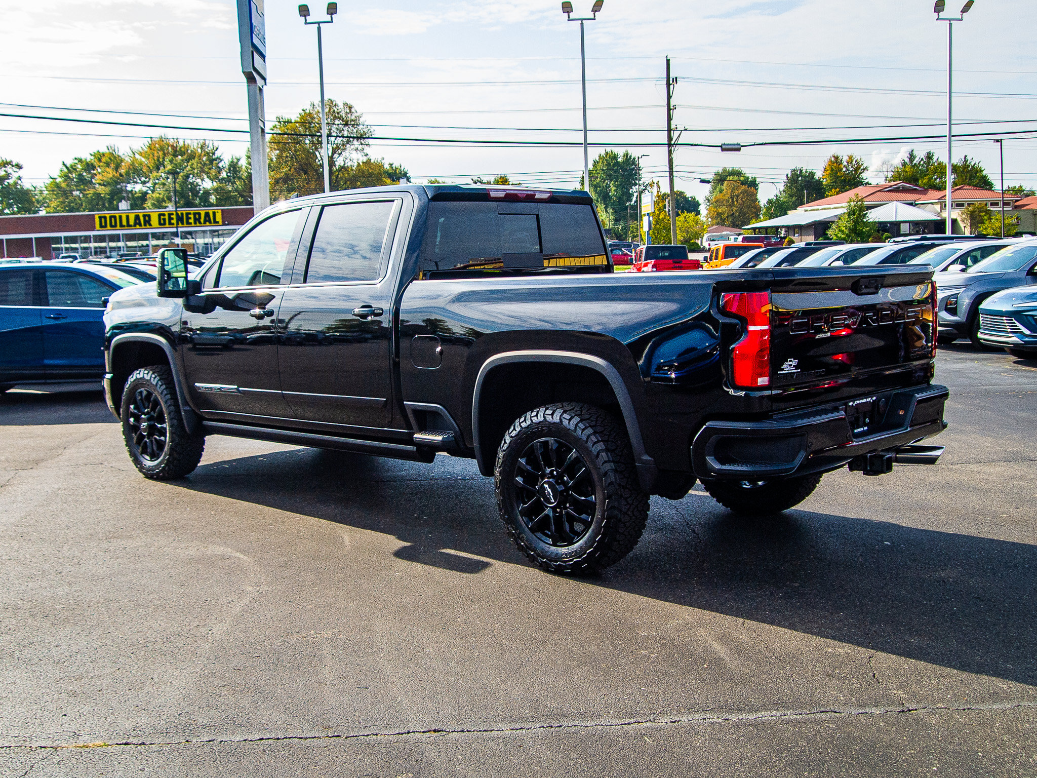 New 2026 Chevrolet Silverado 2500 High Country w/ Midnight Edition AWD/4WD image 5