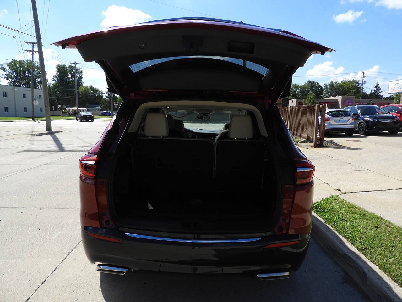 Used 2019 Buick Enclave Premium w/ Experience Buick Package AWD/4WD image 25