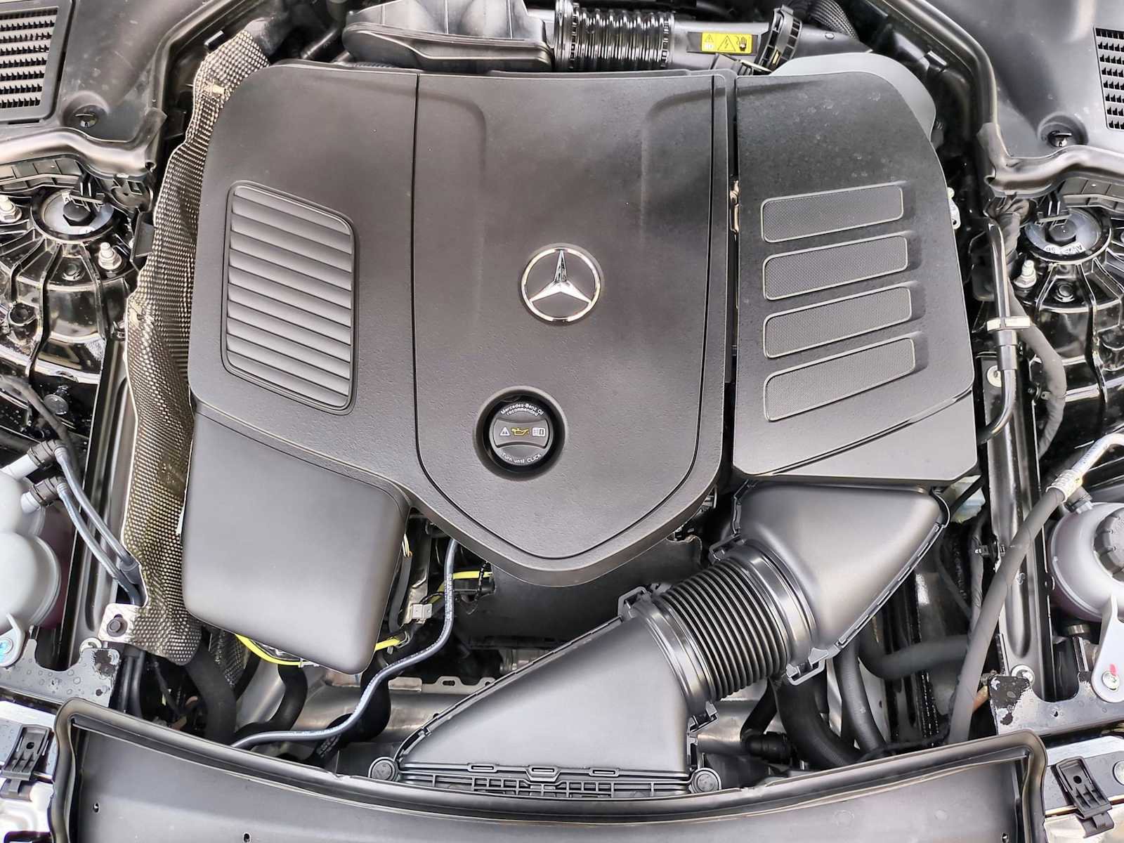 New 2025 Mercedes-Benz C 300 4MATIC Sedan image 15