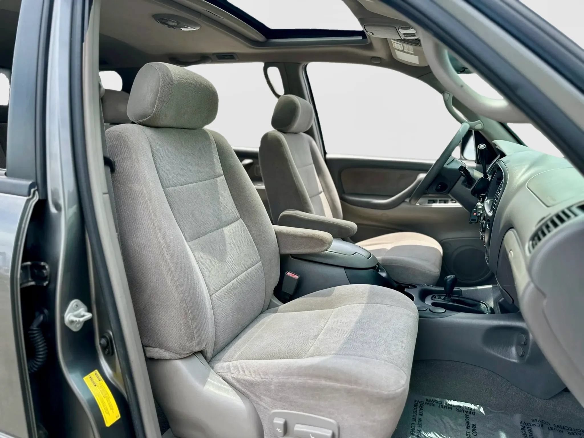 Used 2003 Toyota Sequoia SR5 AWD/4WD image 31