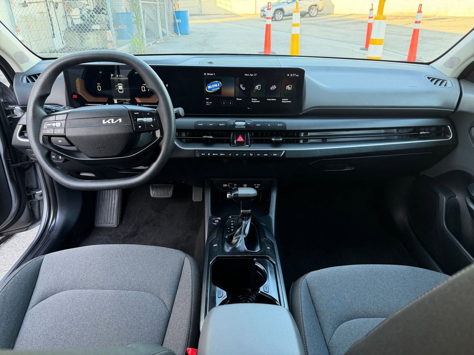 Used 2025 Kia K4 FWD image 33
