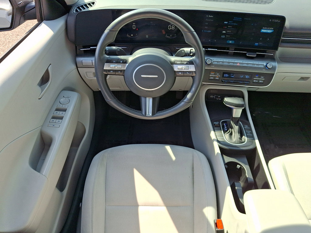 Used 2024 Hyundai Kona SEL image 21