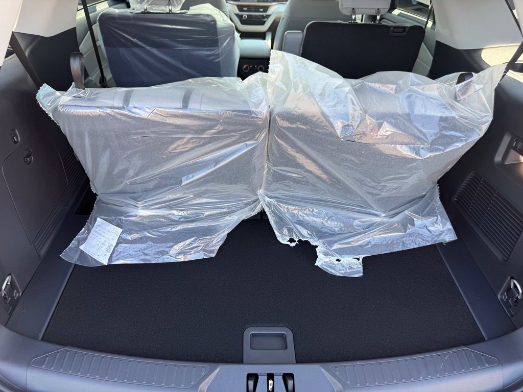 New 2026 Ford Explorer Active w/ Active Comfort Package AWD/4WD image 42