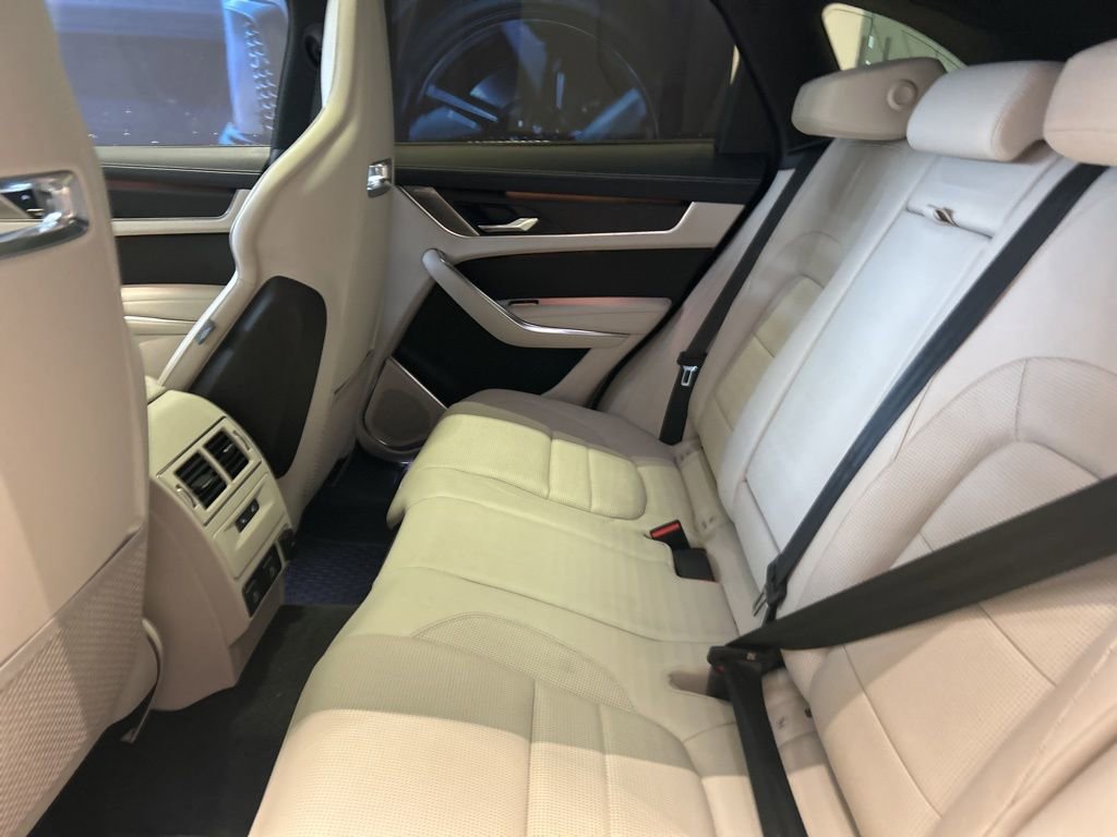 Used 2024 Jaguar F-PACE R-Dynamic S image 16