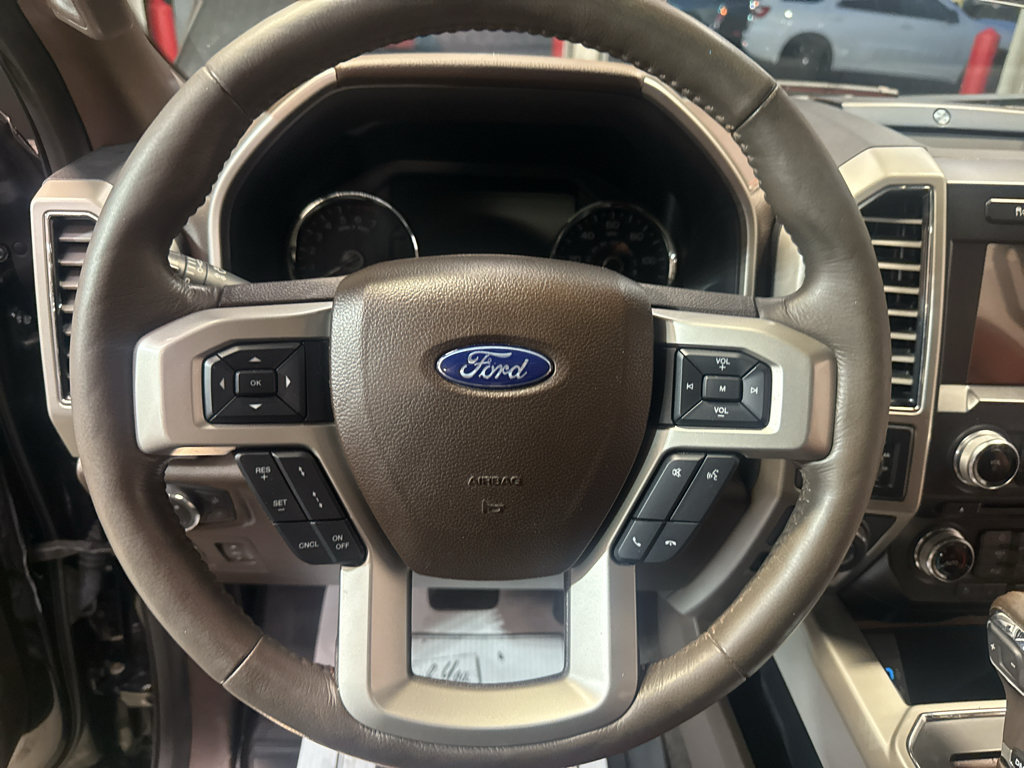 Used 2018 Ford F150 King Ranch w/ Equipment Group 601A Luxury AWD/4WD image 18
