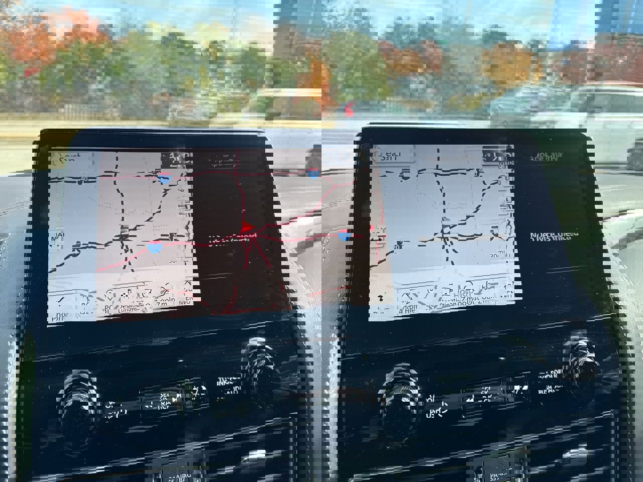 Certified 2024 Nissan Armada Platinum w/ Captain's Chairs Package image 9