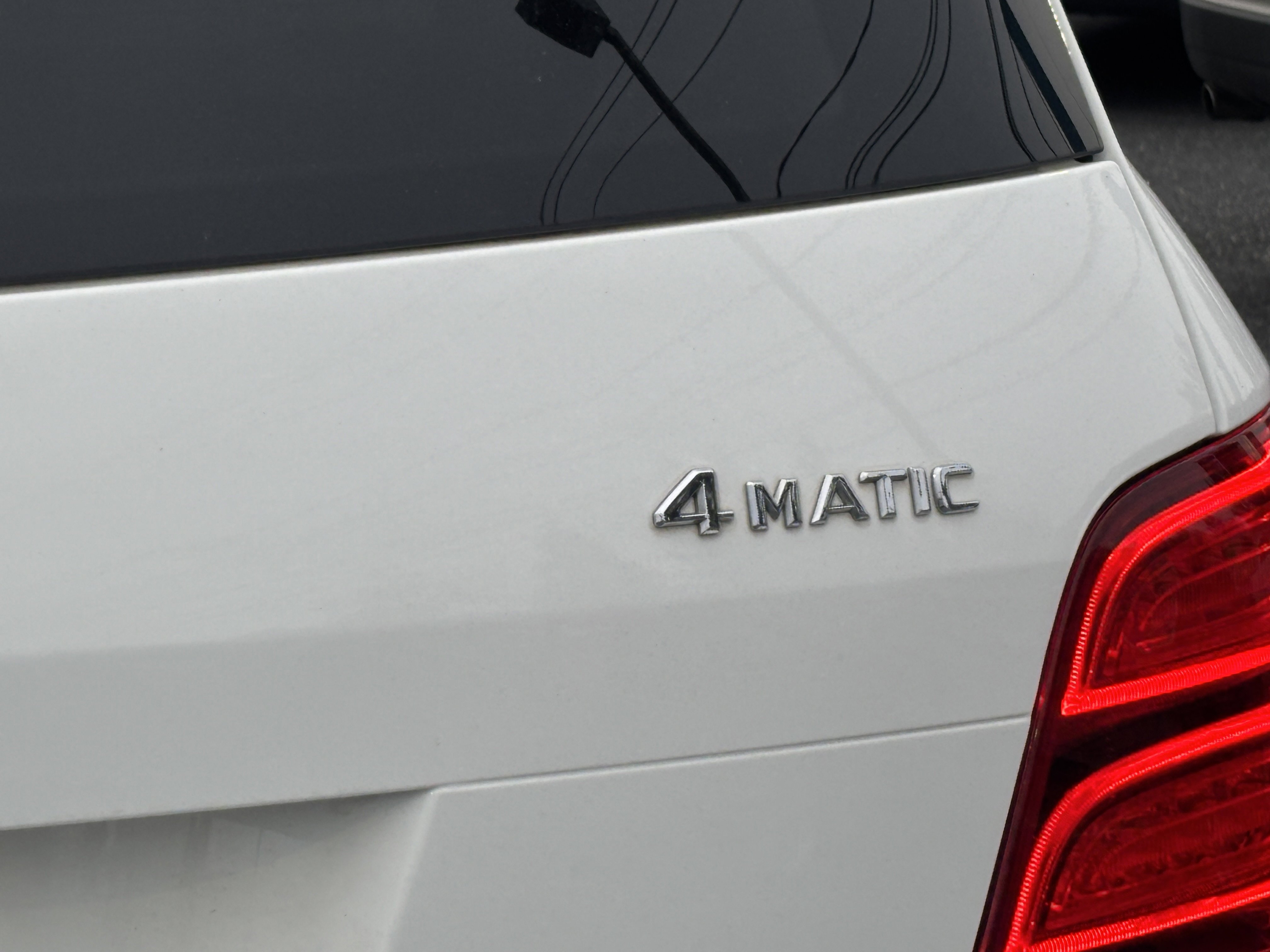 Used 2014 Mercedes-Benz GLK 350 4MATIC image 30