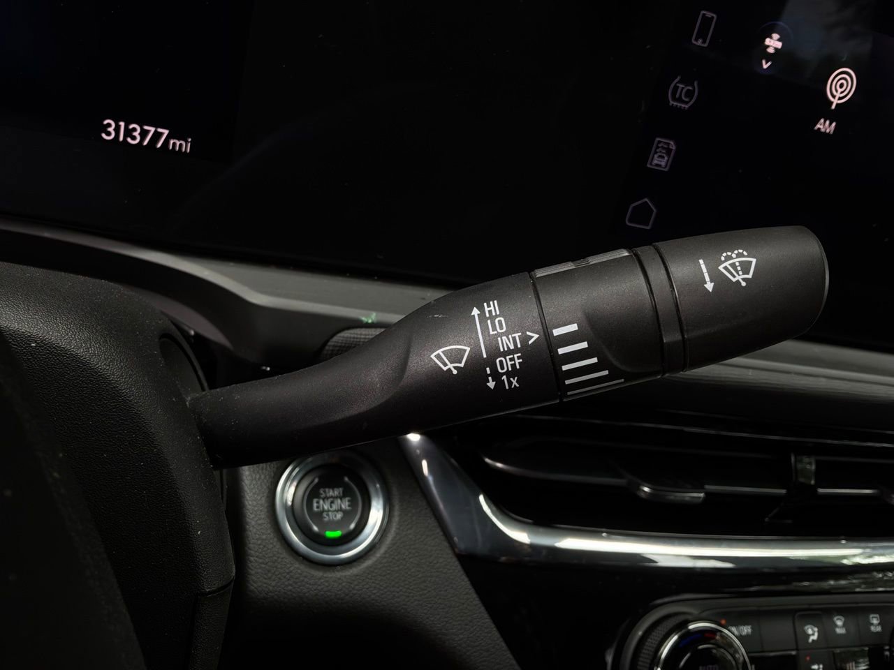 Used 2025 Buick Envista Sport Touring image 36