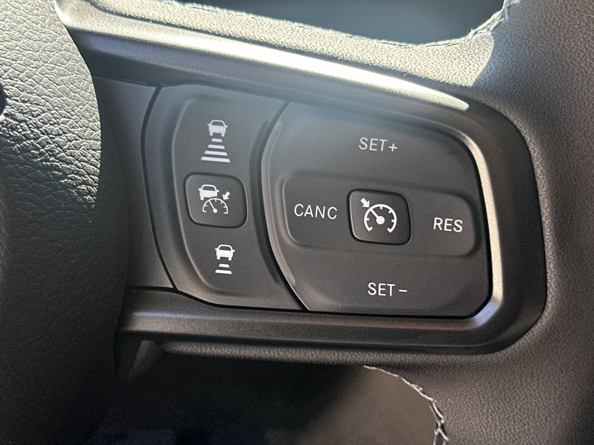 New 2027 Jeep Wrangler Unlimited Rubicon AWD/4WD image 25