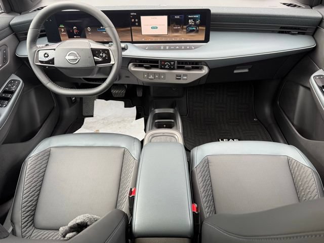 New 2026 Nissan Leaf Platinum+ w/ Floor Mat Package (Platinum+) FWD image 26